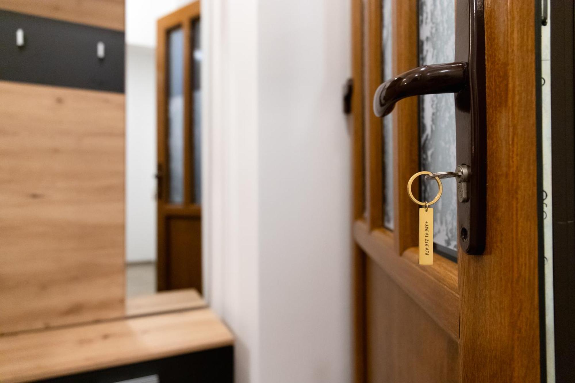 Oliver Street Apartment Vipava Bagian luar foto